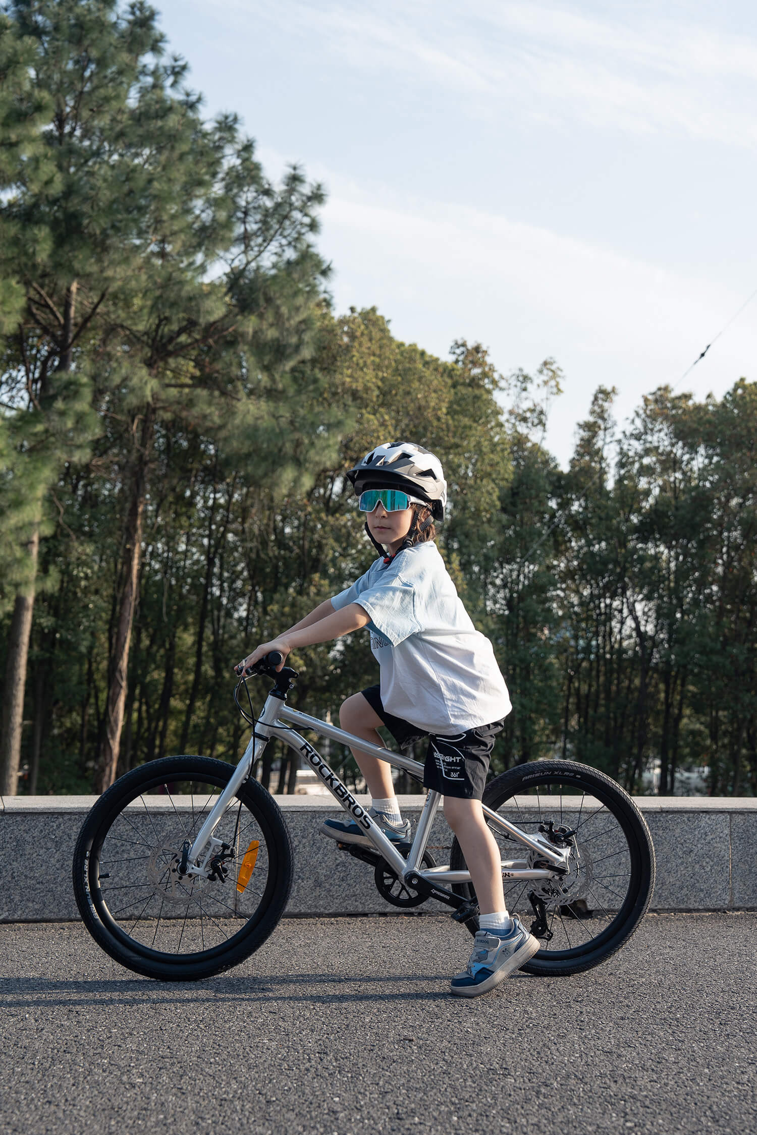 all-groups ROCKBROS DARWIN 24" & 26" Kids Mountain Bike with 9-Speed Gearing