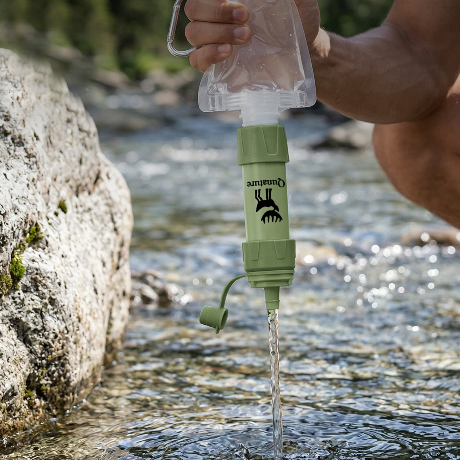 ROCKBROS Outdoor Portable Water Filter Bottle Set with replacement filters and carrying strap.
#color_green