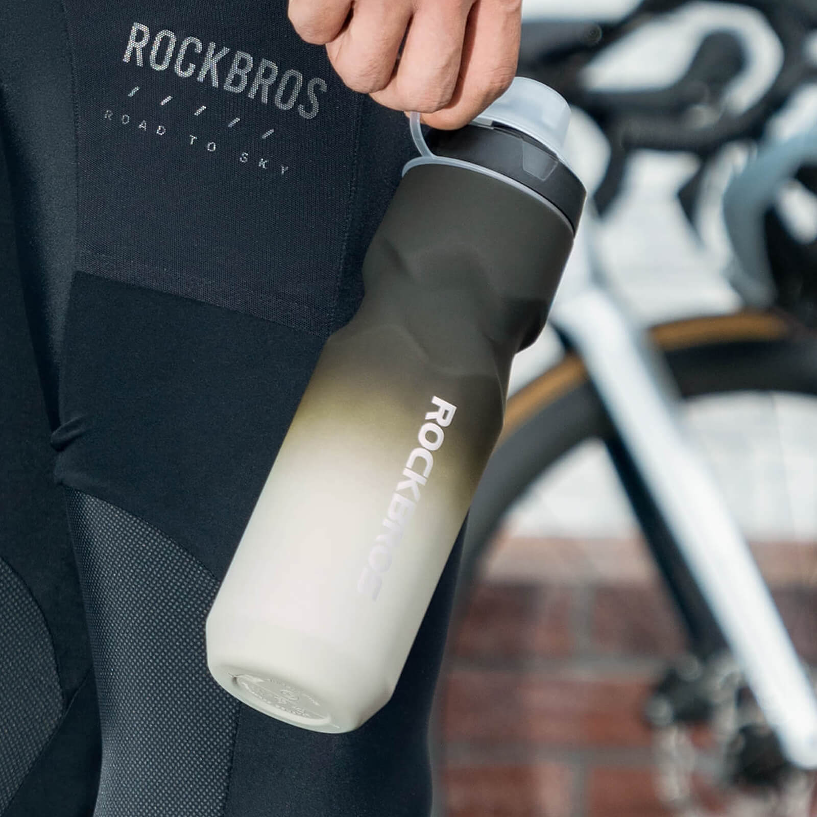 rockbros naturesip 750ml water bottle sports hydration
#color_black