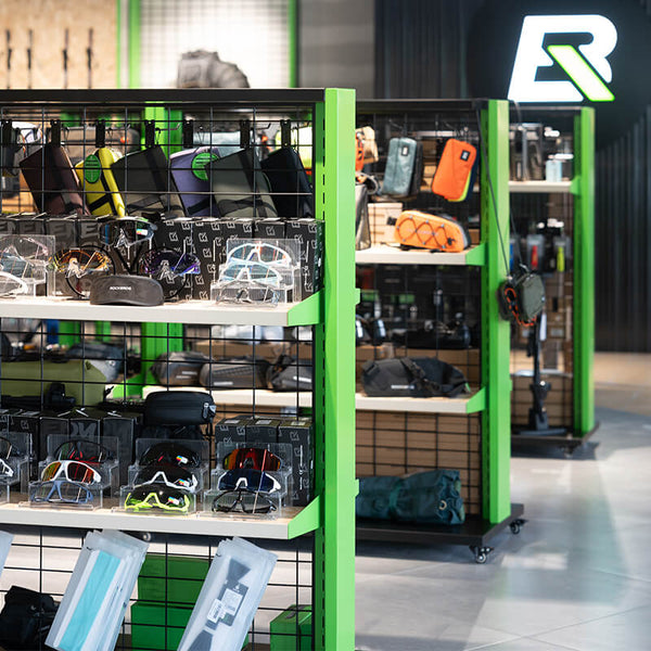ROCKBROS cycling gear display