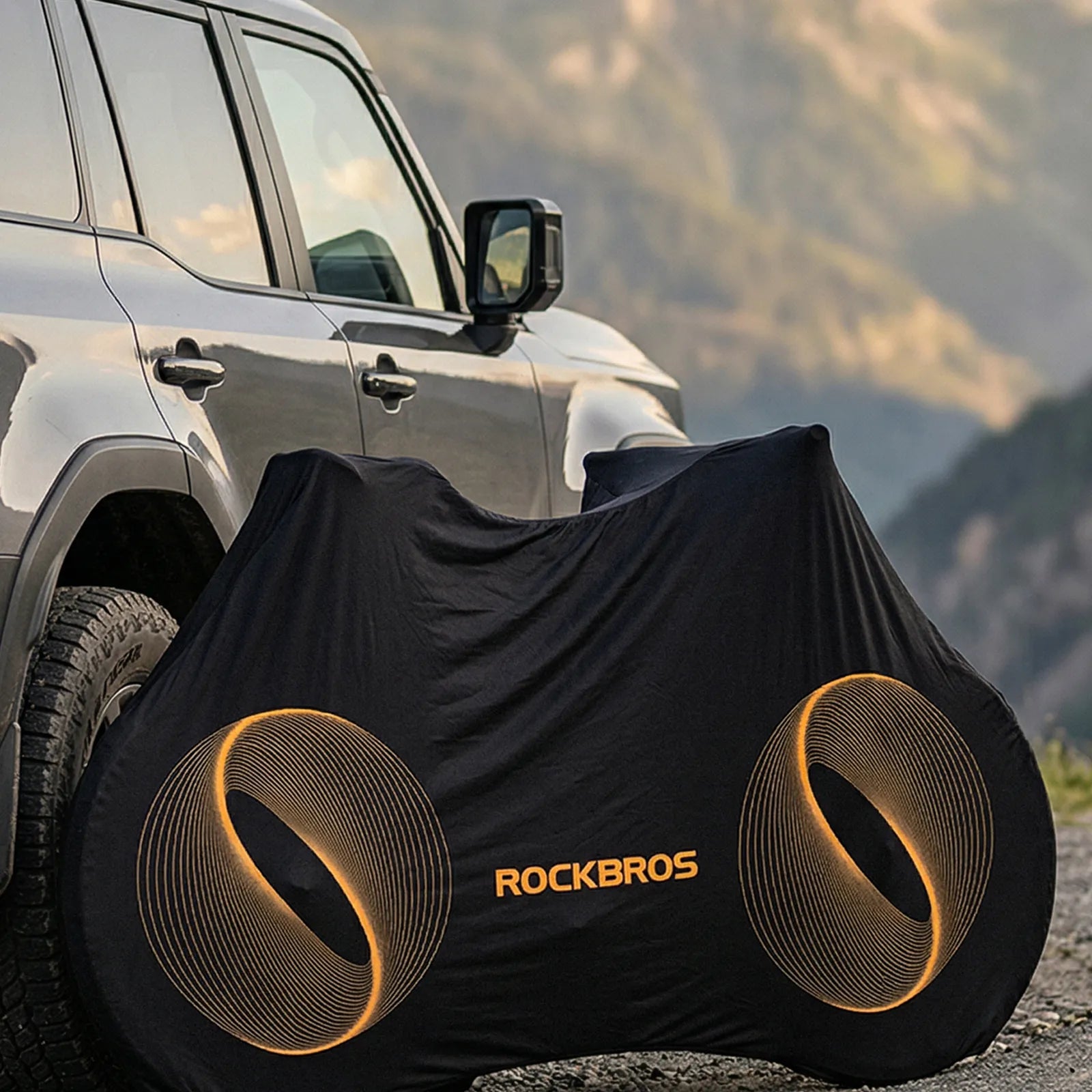 ROCKBROS full bike dust cover in black, protective indoor storage bag for 24-29 inch mountain bikes and 700C road bikes.