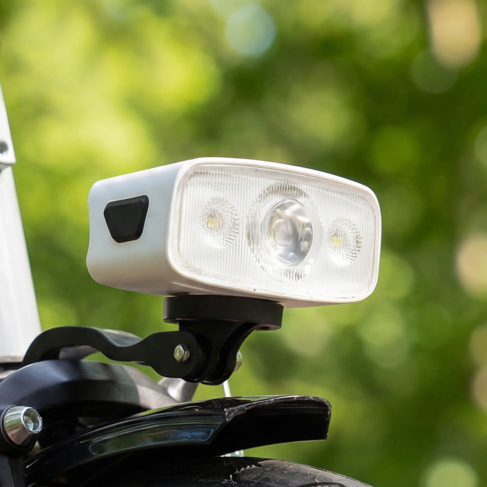 ROCKBROS Mini Bike Front Light - Ultra Bright LED Safety Torch for Night Riding.
#color_white