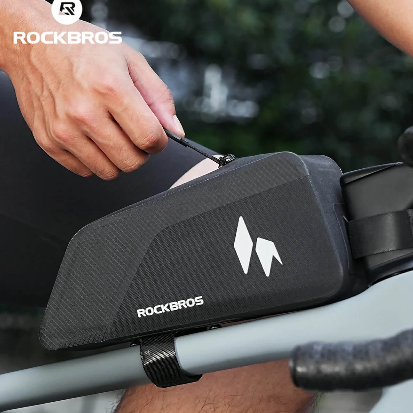 ROCKBROS rainproof cycling top tube bag for all-weather riding.