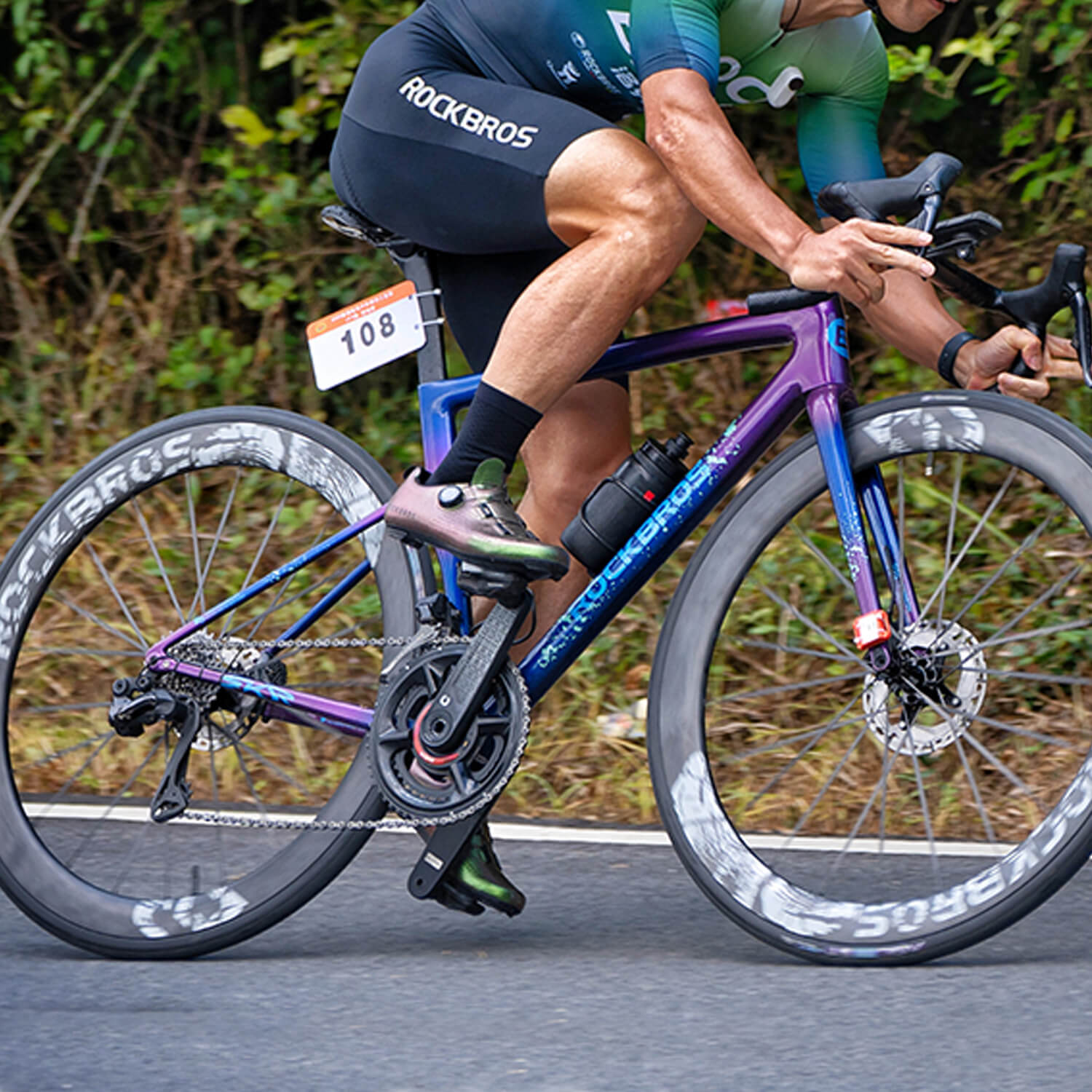 rockbros skyrider carbon fiber road bike for racing and long-distance cycling.