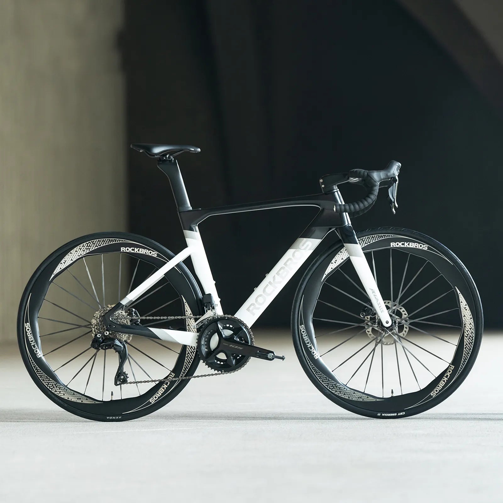 ROCKBROS 700C Full Carbon Wave Road Wheelset with 36T Ratchet Hub and Thru Axle