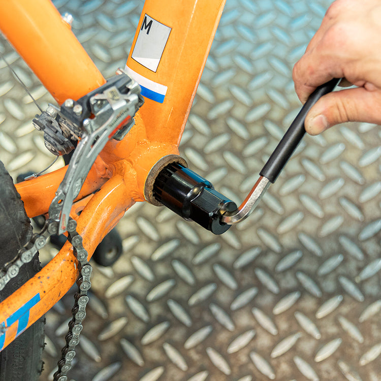 ROCKBROS 22-piece bike repair tool kit durable portable maintenance box for cycling
