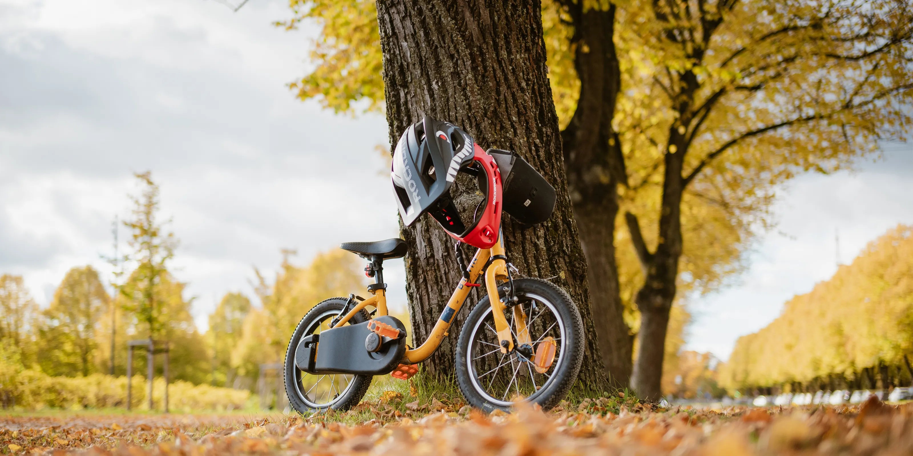 Essential kids cycling safety gear including helmets gloves and protective pads