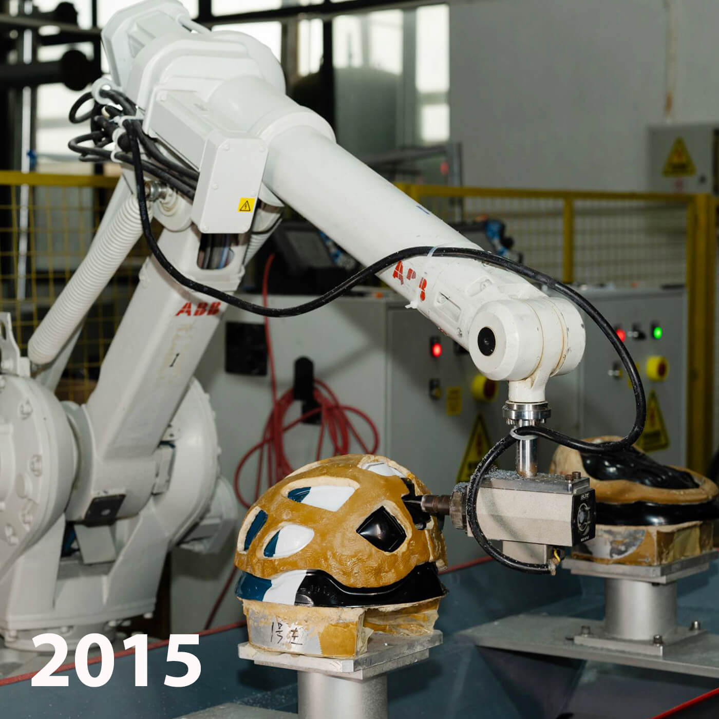 rockbros team participating in cycling event, reflecting brand culture.