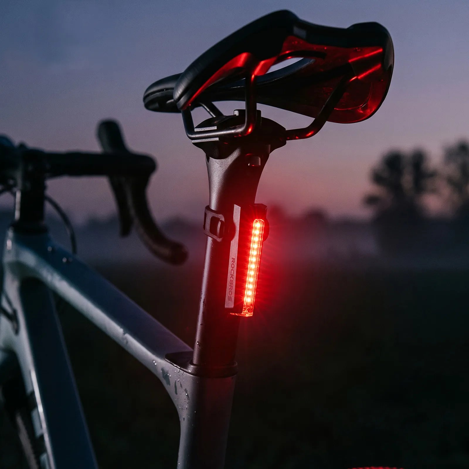 ROCKBROS teardrop smart brake sensing rear bike light with 10 lighting modes