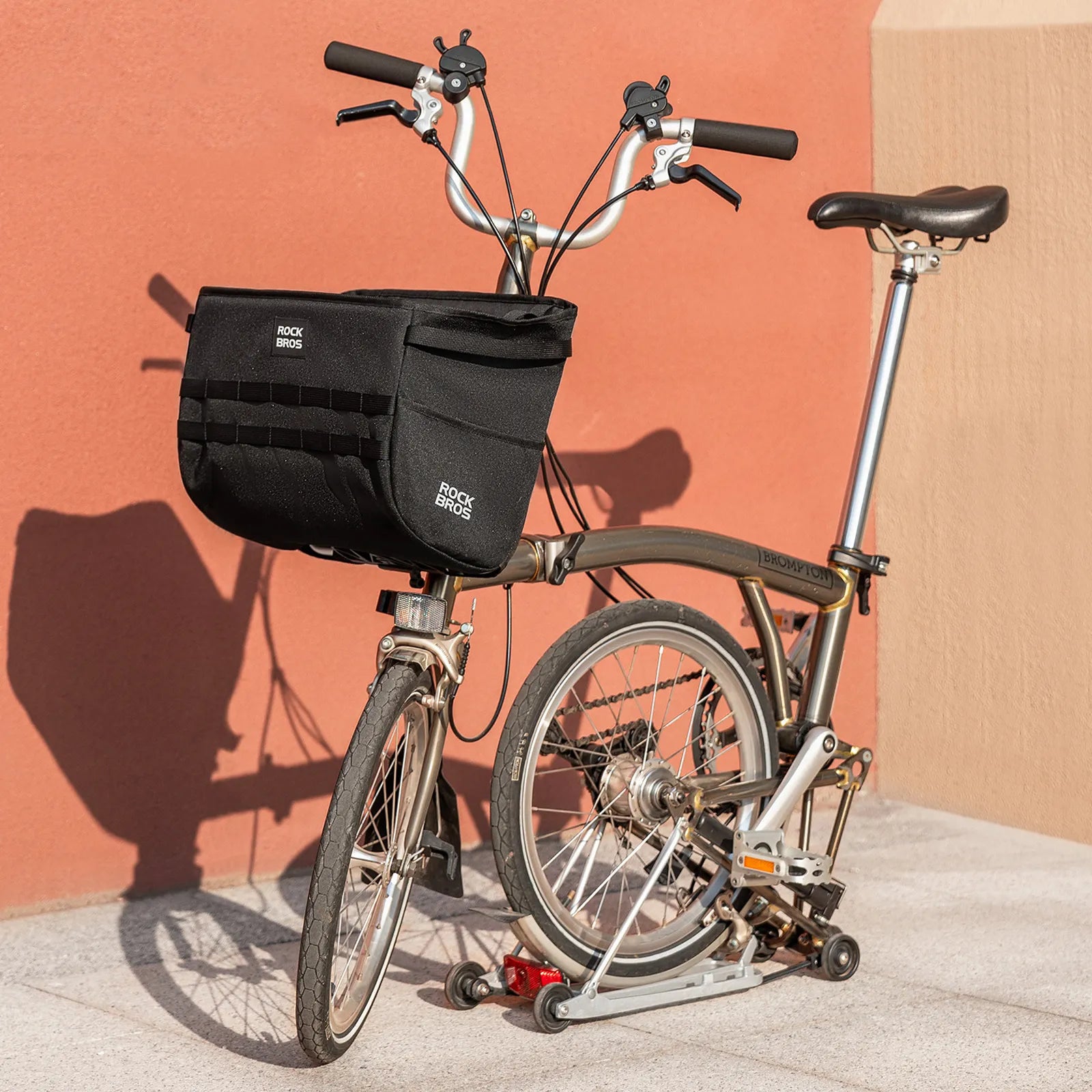 Rockbros W016 UrbanRide Folding Bike Handbag, Black Multi-functional Handbag for Urban Commuting.
#color_black
